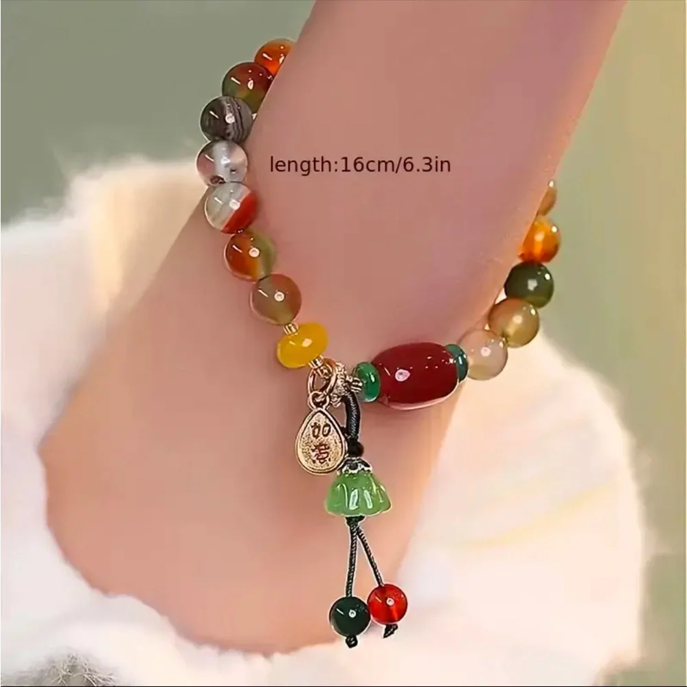 Chic Vintage-Inspired Colorful Glass Bead Bracelet with Lucky Charm Pendant‎